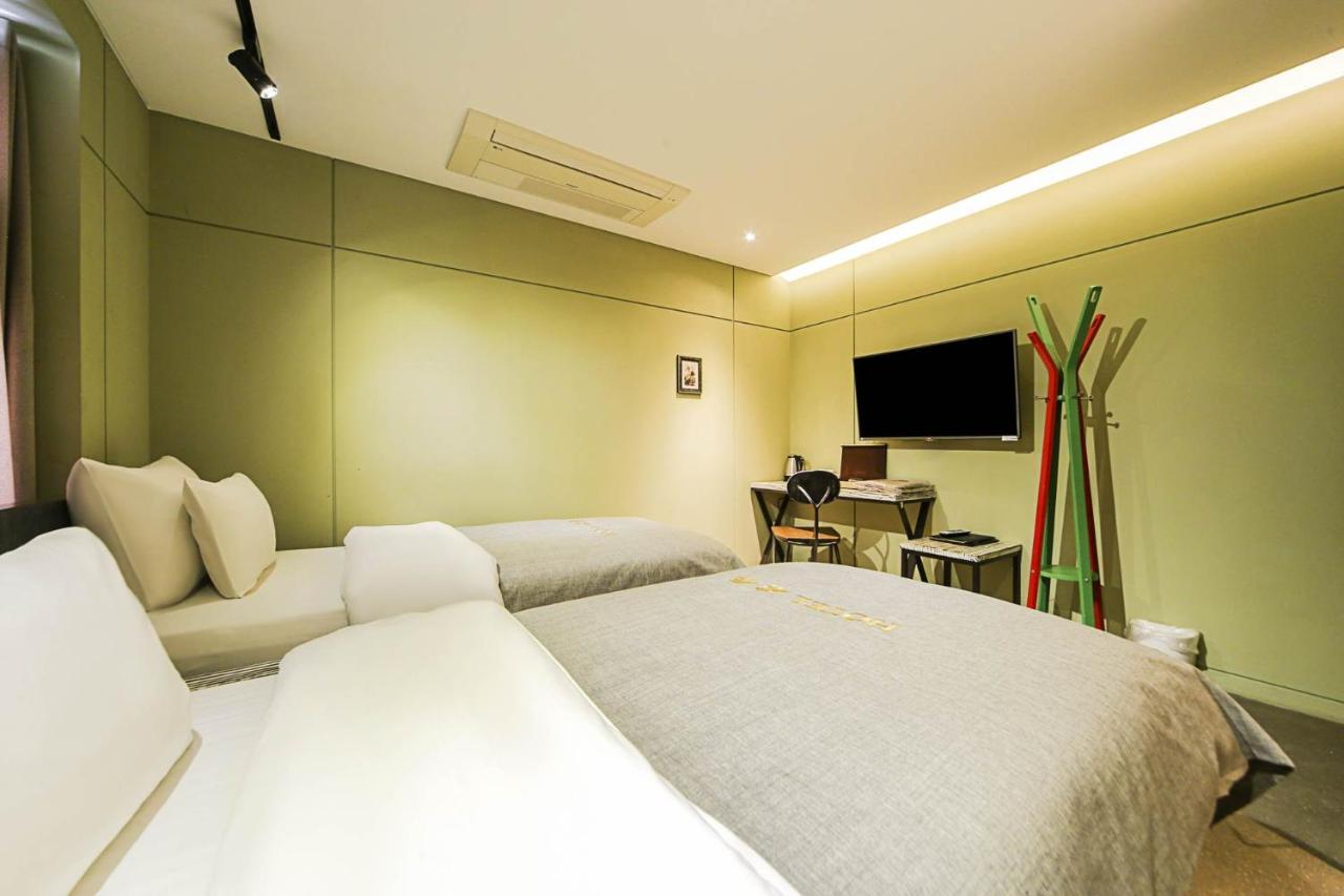 Hotel Myeongjak Chuncheon Exterior foto