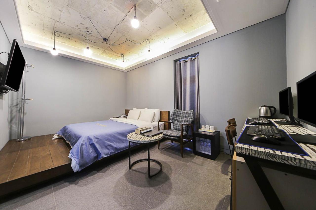 Hotel Myeongjak Chuncheon Exterior foto