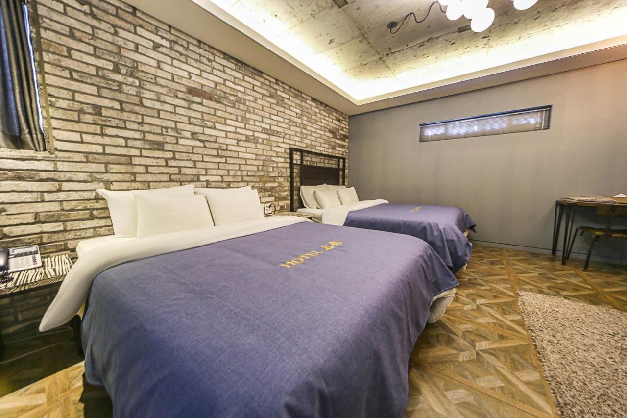 Hotel Myeongjak Chuncheon Exterior foto