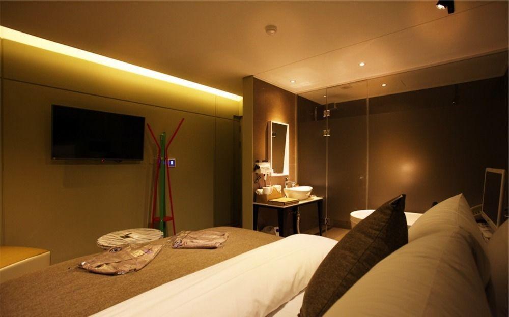 Hotel Myeongjak Chuncheon Exterior foto